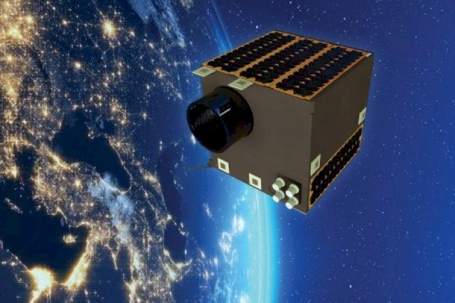 Yerli uydu Lagari için imzalar atıldı