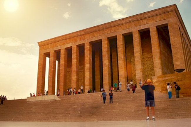 Atatürk’ün Ebedi İstirahatgahı: İnşasından Barındırdığı Simgelere Adım Adım Anıtkabir