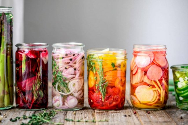 Kışa Hazırlık Başlasın: Basit ve Pratik Ev Yapımı 7 Turşu Tarifi